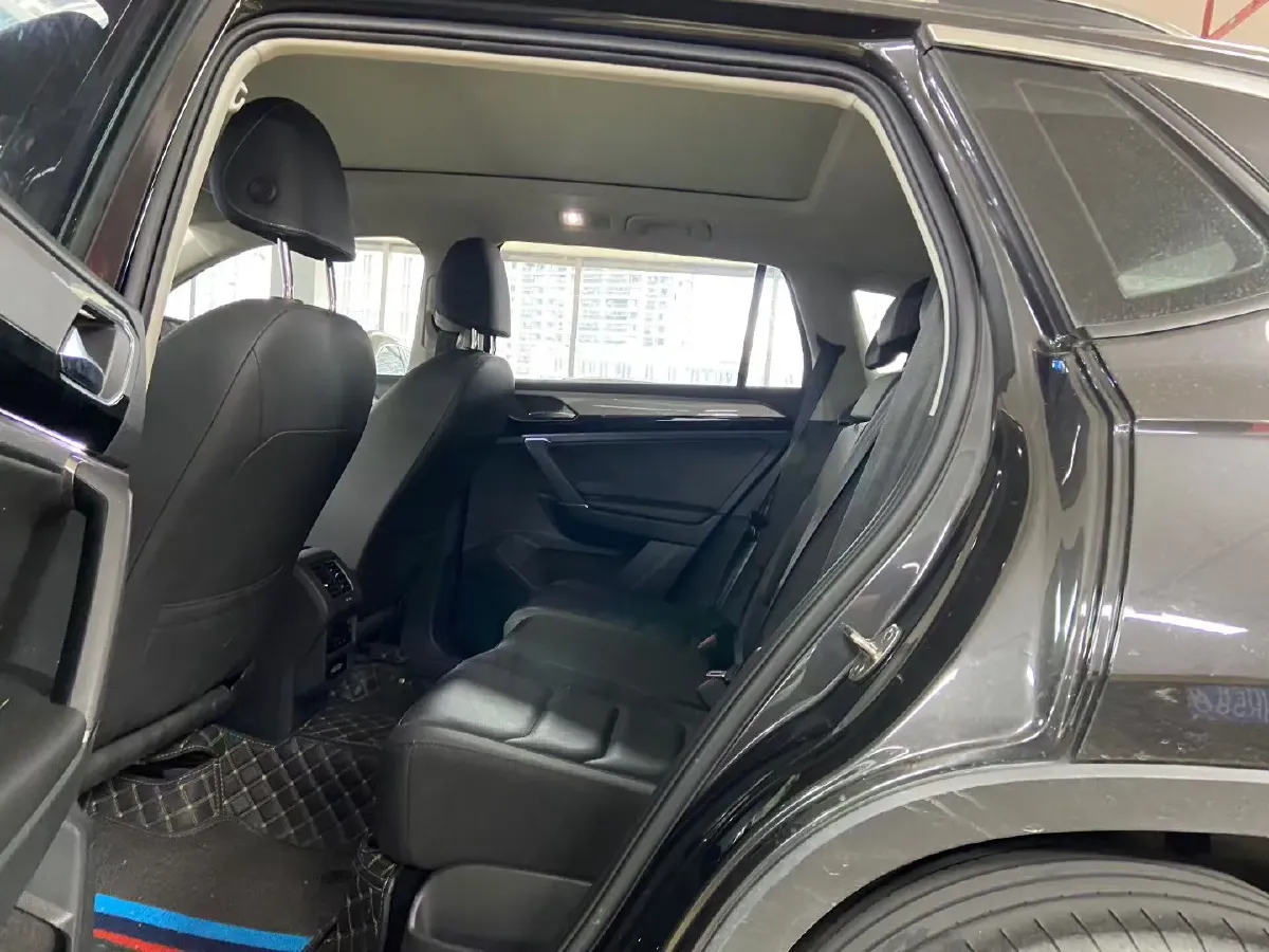 2021 Volkswagen Tayron 2.0T 186HP L4 7DCT,autocango,china used car exporter,china ev exporter,chinese used car exporter,chinese used ev exporter