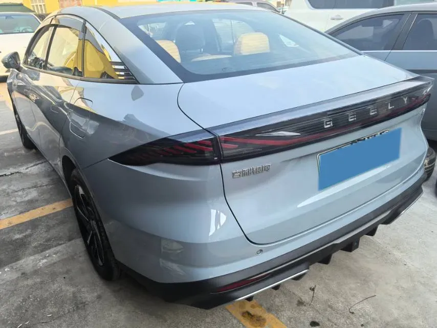 2023 Geely Galaxy L6 1.5T 163HP L4 3DHT PHEV,autocango,china used car exporter,china ev exporter,chinese used car exporter,chinese used ev exporter