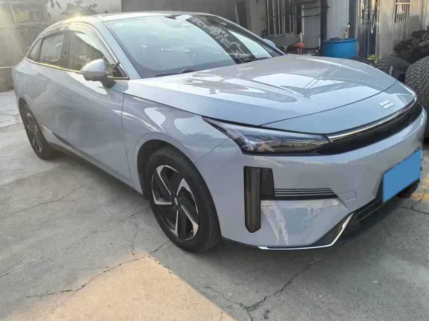 2023 Geely Galaxy L6 1.5T 163HP L4 3DHT PHEV,autocango,china used car exporter,china ev exporter,chinese used car exporter,chinese used ev exporter