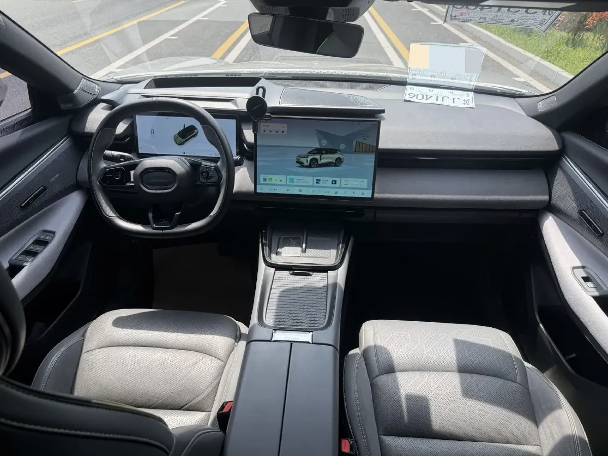 2023 LYNK&CO 08 EM-P 1.5T 163HP L4 3DHT PHEV 21.2KWH,autocango,china used car exporter,china ev exporter,chinese used car exporter,chinese used ev exporter