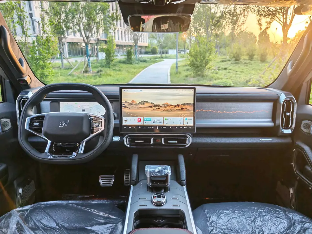 2024 Jetour ShanHai TravellerC-DM 1.5T 156HP L4 3DHT PHEV 43.24KWH,autocango,china used car exporter,china ev exporter,chinese used car exporter,chinese used ev exporter