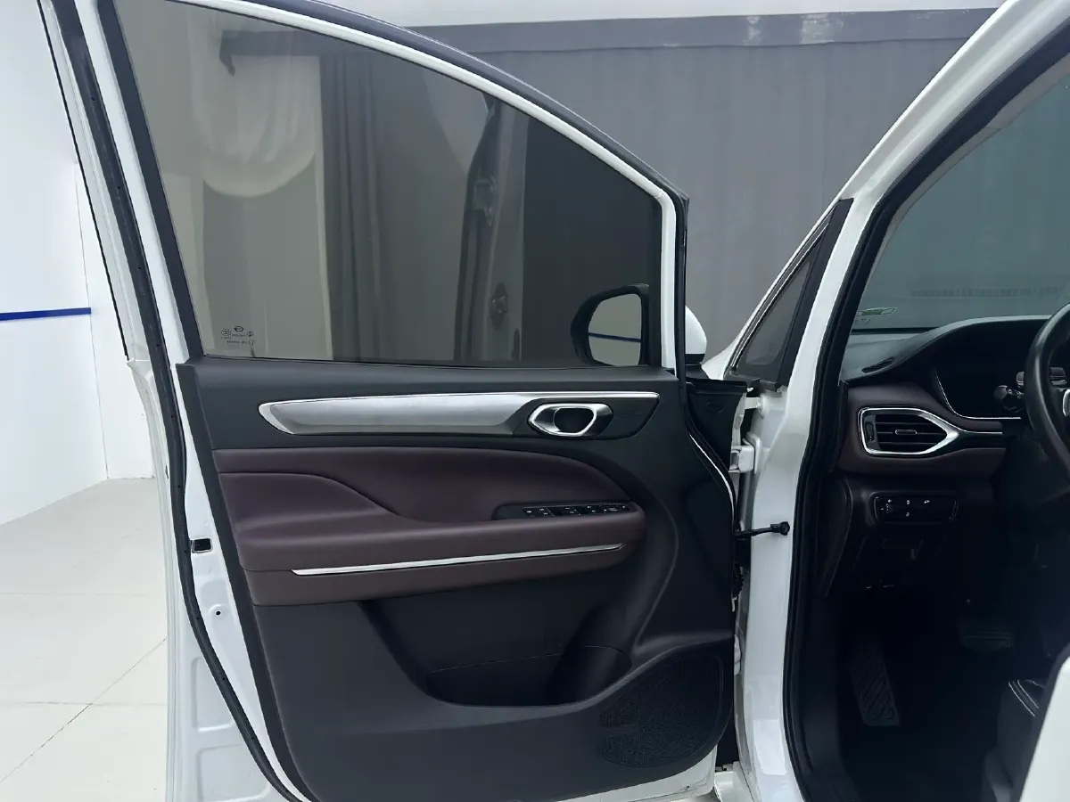 2021 GAC Trumpchi M6 1.5T 169HP L4 6AT,autocango,china used car exporter,china ev exporter,chinese used car exporter,chinese used ev exporter