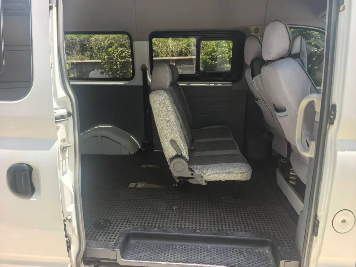 2019 MAXUS XinTu V80 2.0T 139HP L4 6MT,autocango,china used car exporter,china ev exporter,chinese used car exporter,chinese used ev exporter