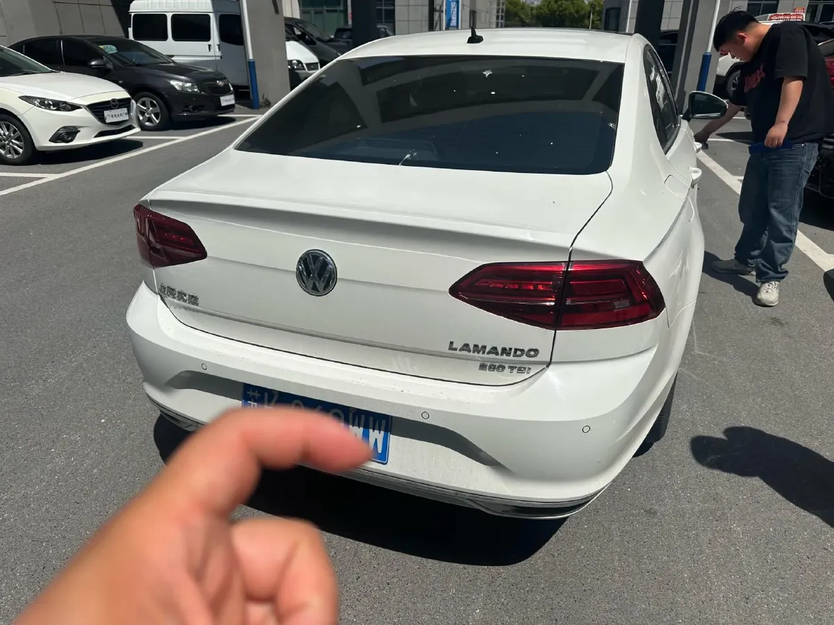 2019 Volkswagen Passat 1.4T 150HP L4 7DCT,autocango,china used car exporter,china ev exporter,chinese used car exporter,chinese used ev exporter
