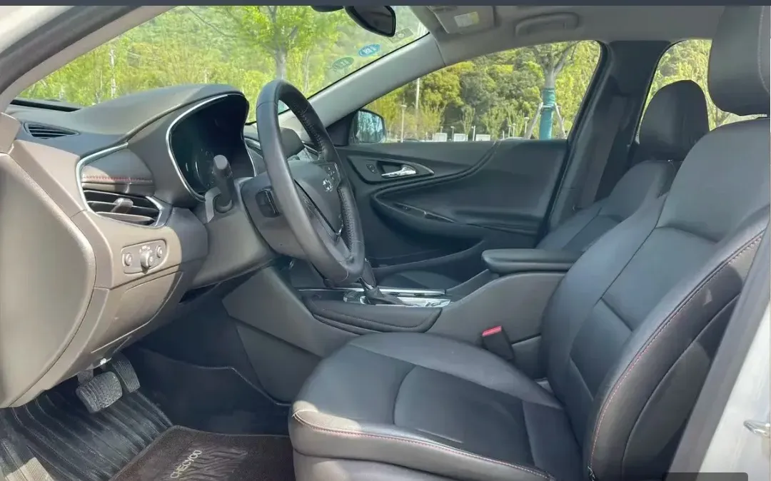 2019 Chevrolet Malibu XL 2.0T 241HP L4 9AT,autocango,china used car exporter,china ev exporter,chinese used car exporter,chinese used ev exporter