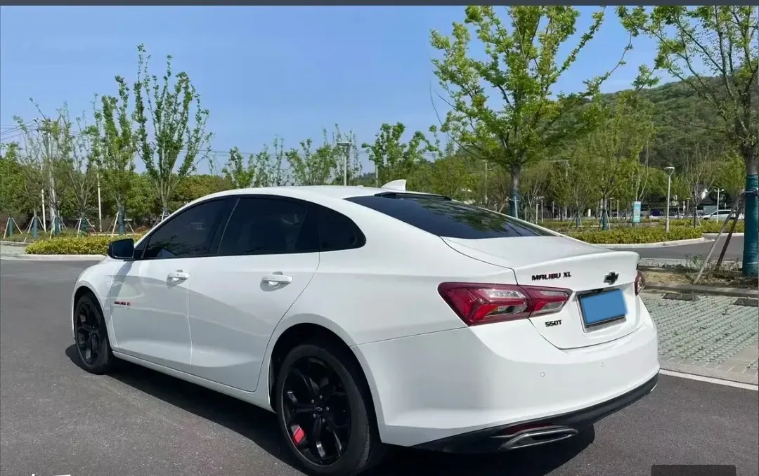 2019 Chevrolet Malibu XL 2.0T 241HP L4 9AT,autocango,china used car exporter,china ev exporter,chinese used car exporter,chinese used ev exporter