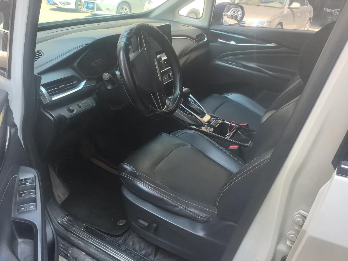 2021 MAXUS G50 1.5T 169HP L4 7DCT,autocango,china used car exporter,china ev exporter,chinese used car exporter,chinese used ev exporter