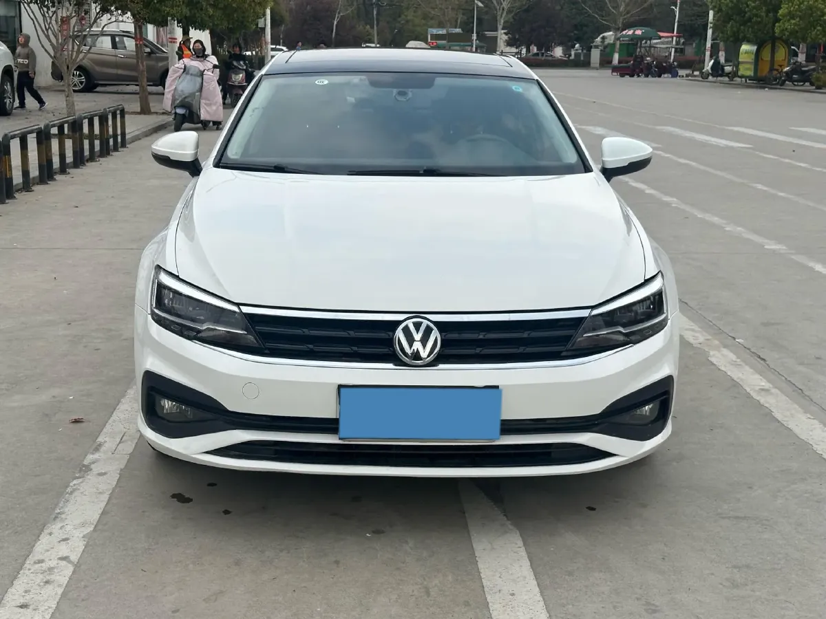 2019 Volkswagen T-Cross 1.4T 150HP L4 7DCT,autocango,china used car exporter,china ev exporter,chinese used car exporter,chinese used ev exporter