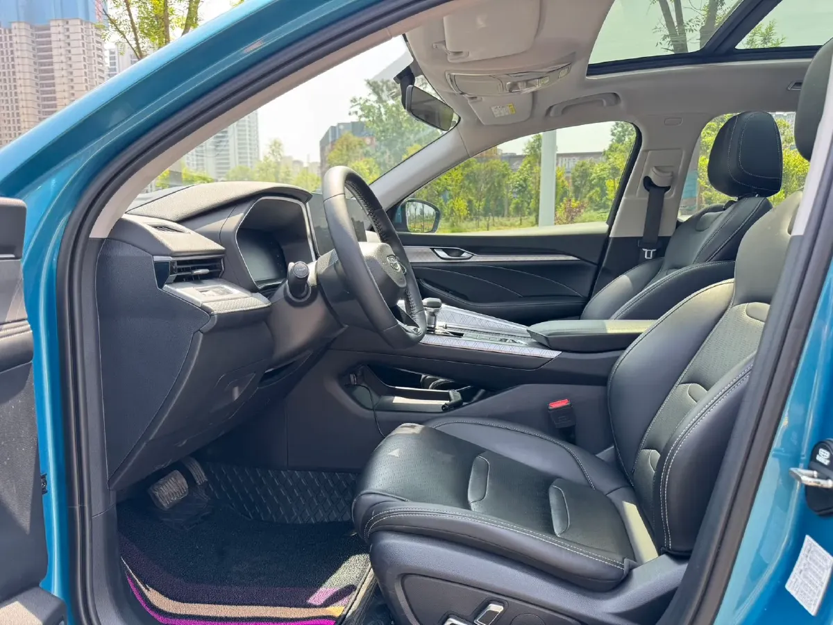 2021 Geely Preface 2.0T 190HP L4 7DCT,autocango,china used car exporter,china ev exporter,chinese used car exporter,chinese used ev exporter