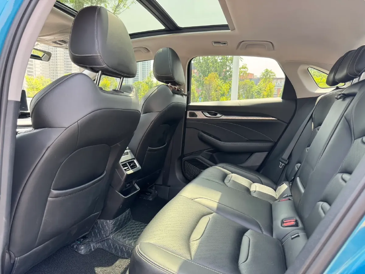 2021 Geely Preface 2.0T 190HP L4 7DCT,autocango,china used car exporter,china ev exporter,chinese used car exporter,chinese used ev exporter