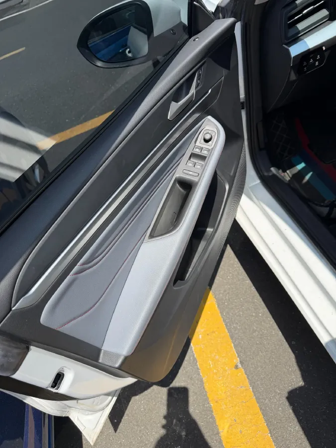 2024 Volkswagen Lamando 1.4T 150HP L4 7DCT,autocango,china used car exporter,china ev exporter,chinese used car exporter,chinese used ev exporter