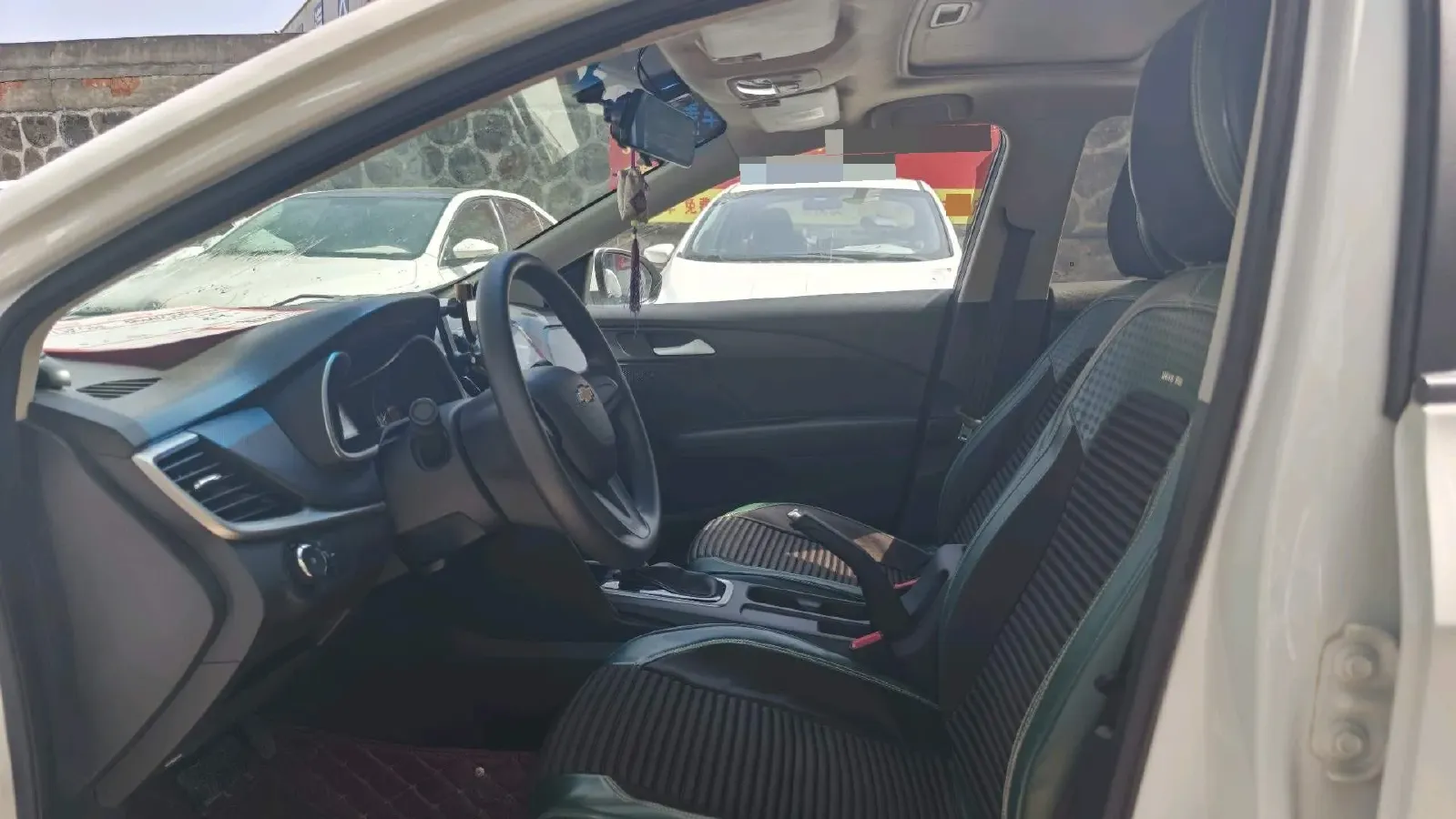 2019 Chevrolet Cavalier 1.5L 113HP L4 6AT,autocango,china used car exporter,china ev exporter,chinese used car exporter,chinese used ev exporter