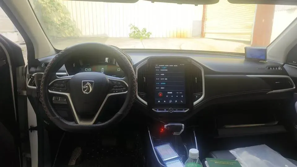 2020 HanTeng X7 1.5T 156HP L4 6AT,autocango,china used car exporter,china ev exporter,chinese used car exporter,chinese used ev exporter