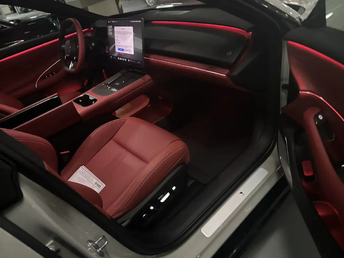 2026 Avatr 07 1.5T 156HP L4 REEV,autocango,china used car exporter,china ev exporter,chinese used car exporter,chinese used ev exporter