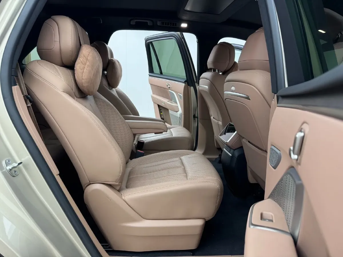 2025 ONVO L90 BEV,autocango,china used car exporter,china ev exporter,chinese used car exporter,chinese used ev exporter