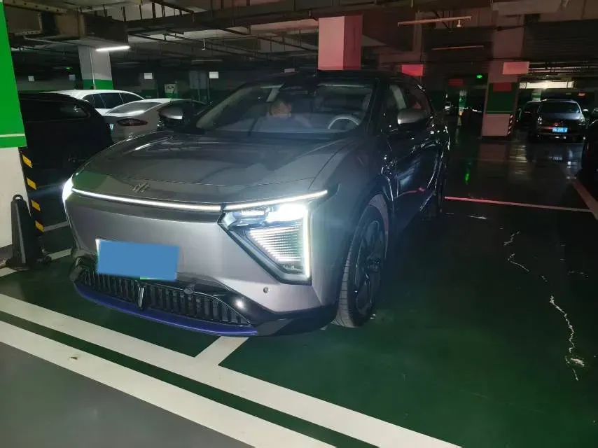 2023 HiPhi Y BEV 76.6KWH,autocango,china used car exporter,china ev exporter,chinese used car exporter,chinese used ev exporter