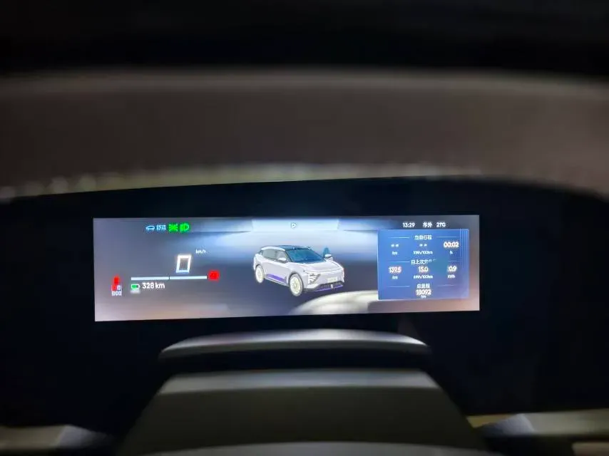 2023 HiPhi Y BEV 76.6KWH,autocango,china used car exporter,china ev exporter,chinese used car exporter,chinese used ev exporter