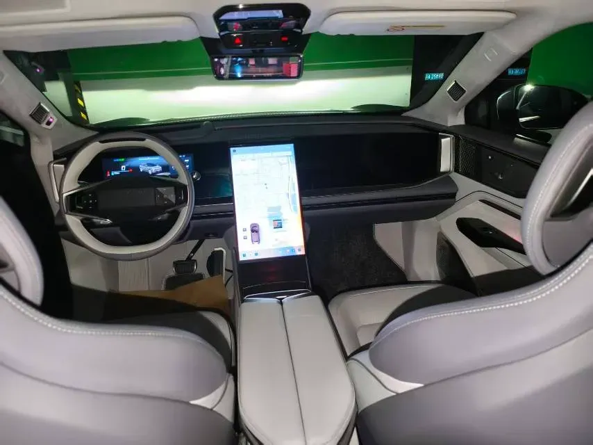 2023 HiPhi Y BEV 76.6KWH,autocango,china used car exporter,china ev exporter,chinese used car exporter,chinese used ev exporter