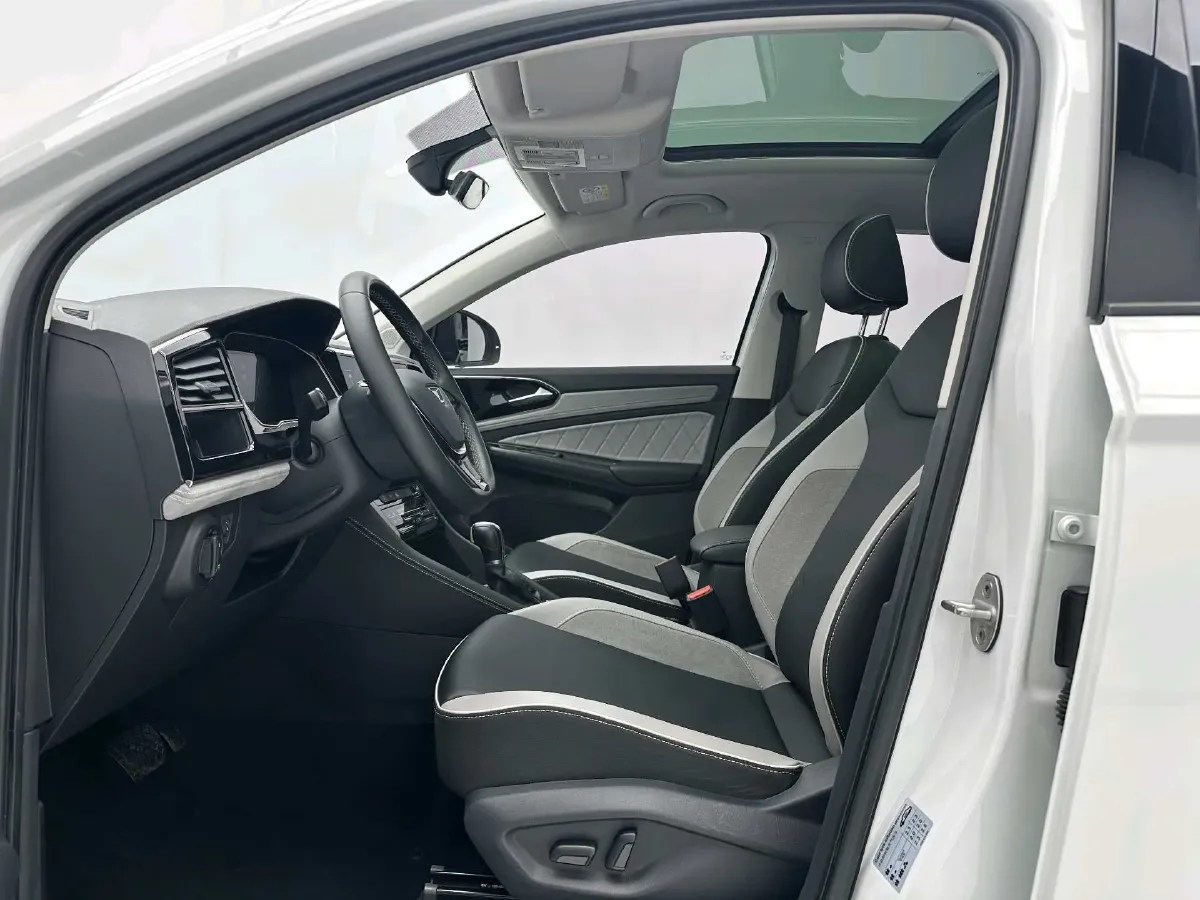 2023 Jetta VS7 1.4T 150HP L4 6AT,autocango,china used car exporter,china ev exporter,chinese used car exporter,chinese used ev exporter