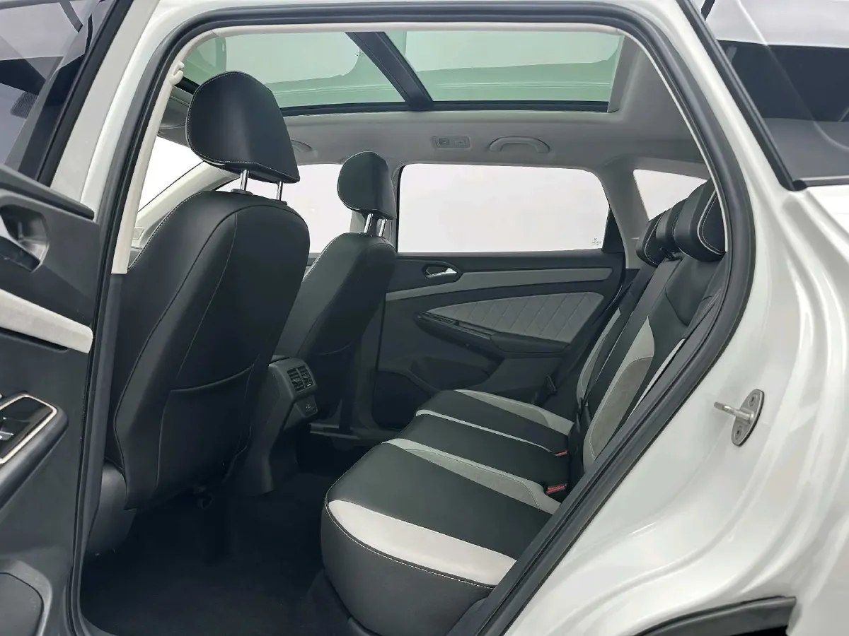 2023 Jetta VS7 1.4T 150HP L4 6AT,autocango,china used car exporter,china ev exporter,chinese used car exporter,chinese used ev exporter