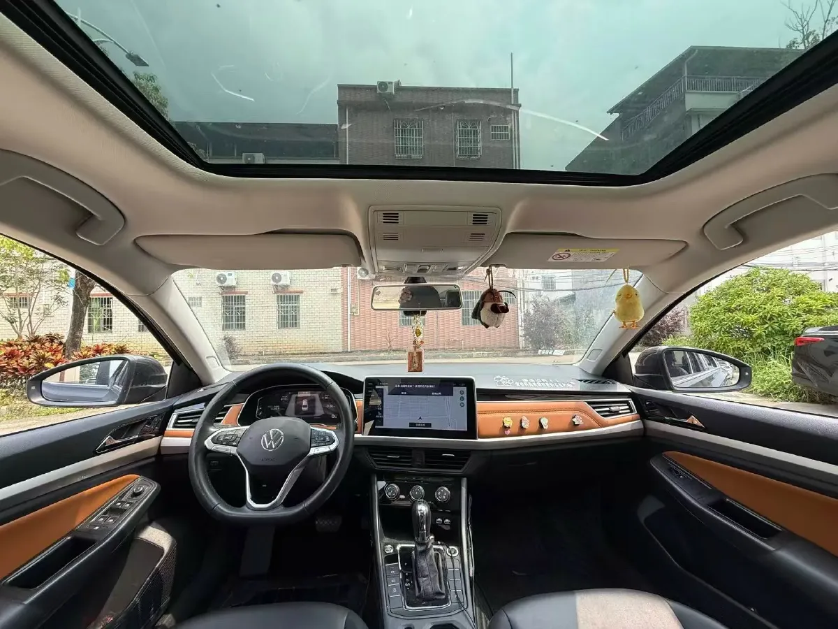 2023 Volkswagen Bora 1.2T 116HP L4 7DCT,autocango,china used car exporter,china ev exporter,chinese used car exporter,chinese used ev exporter