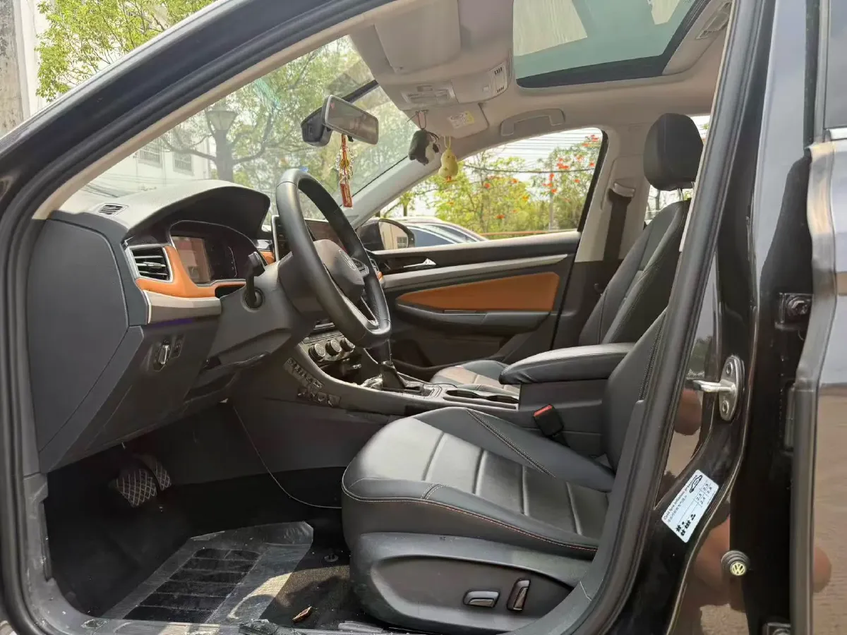 2023 Volkswagen Bora 1.2T 116HP L4 7DCT,autocango,china used car exporter,china ev exporter,chinese used car exporter,chinese used ev exporter