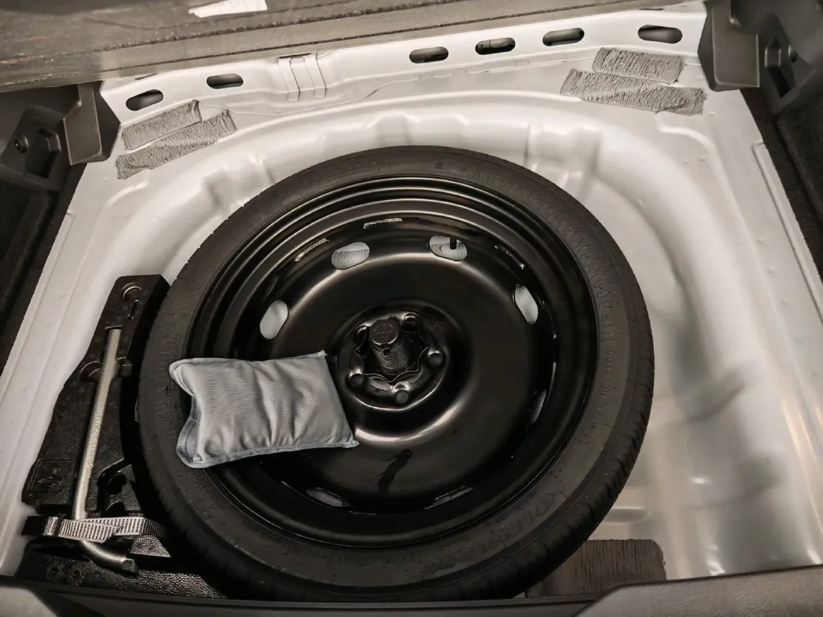 2024 Volkswagen T-Roc 1.5T 160HP L4 7DCT,autocango,china used car exporter,china ev exporter,chinese used car exporter,chinese used ev exporter