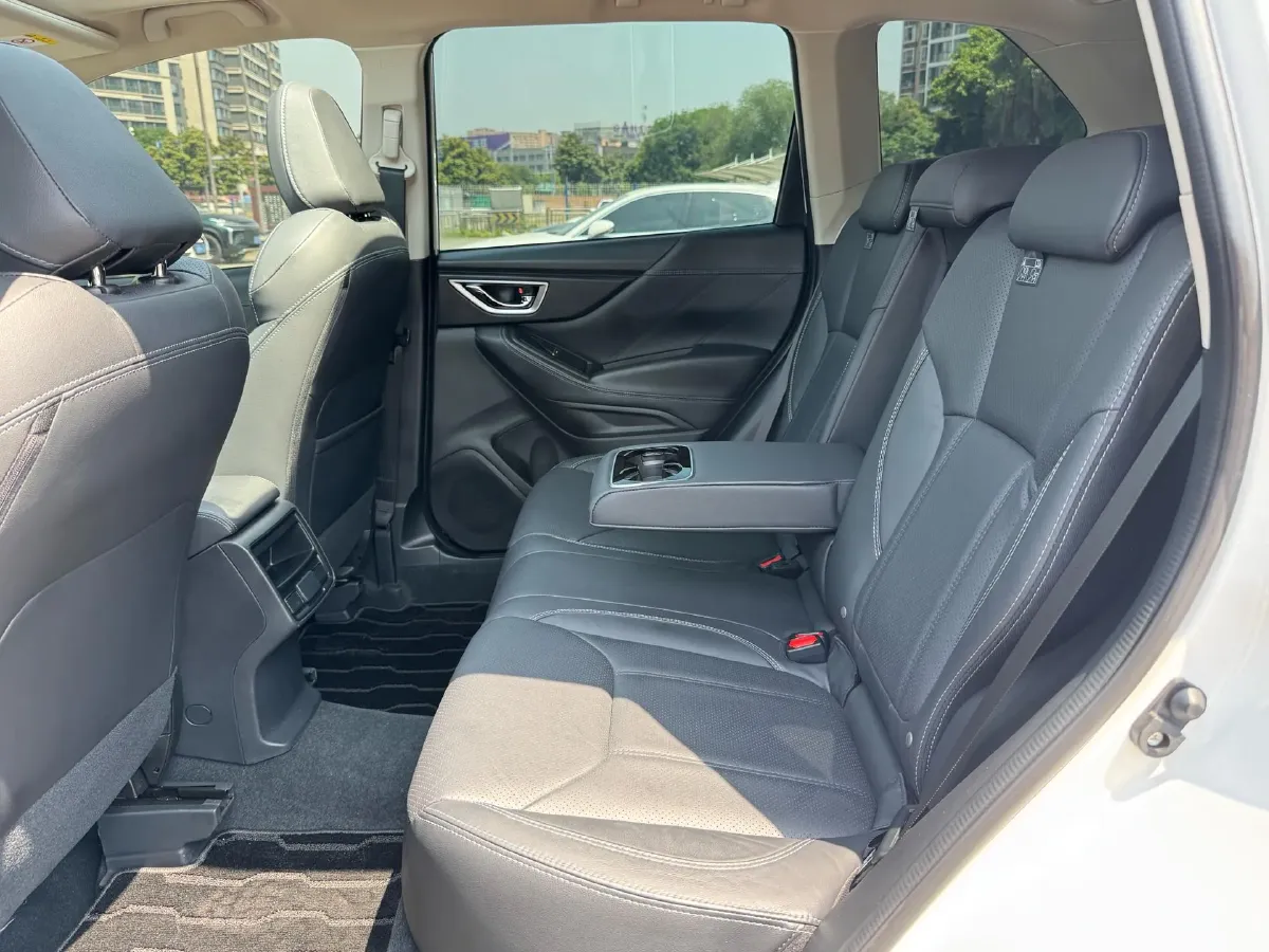 2021 Subaru Forester 2.0L 154HP H4 CVT,autocango,china used car exporter,china ev exporter,chinese used car exporter,chinese used ev exporter