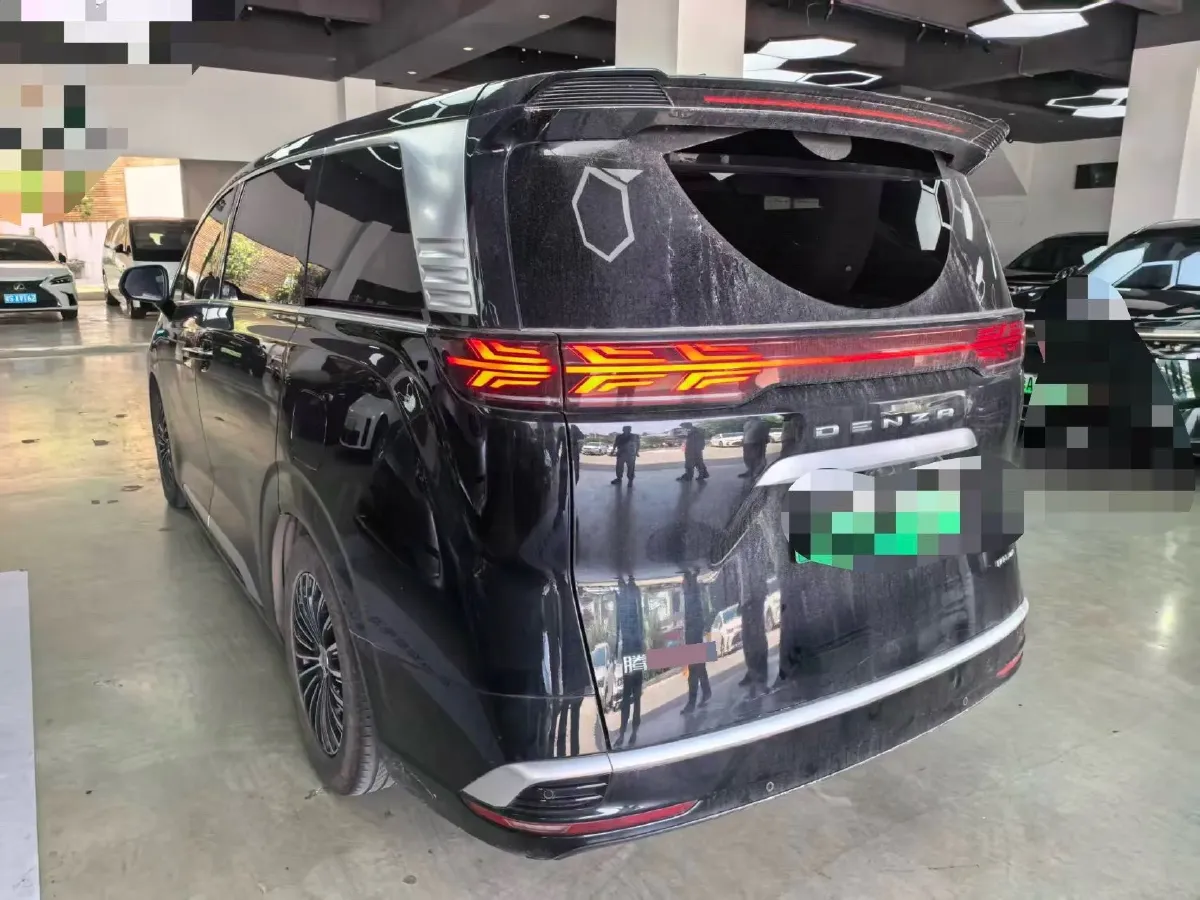 2024 Denza D9 1.5T 139HP L4 E-CVT PHEV 40KWH,autocango,china used car exporter,china ev exporter,chinese used car exporter,chinese used ev exporter