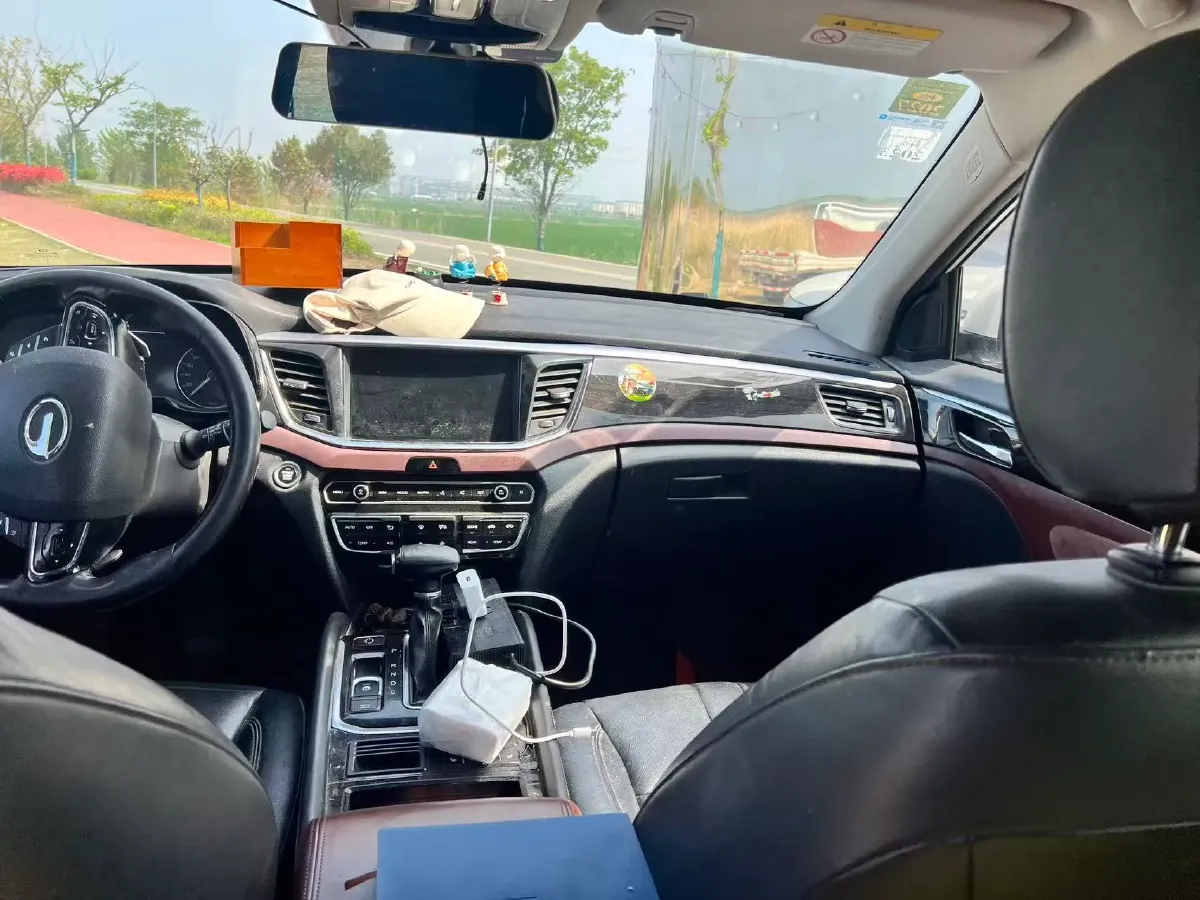 2017 GAC Trumpchi GS8 2.0T 201HP L4 6AT,autocango,china used car exporter,china ev exporter,chinese used car exporter,chinese used ev exporter