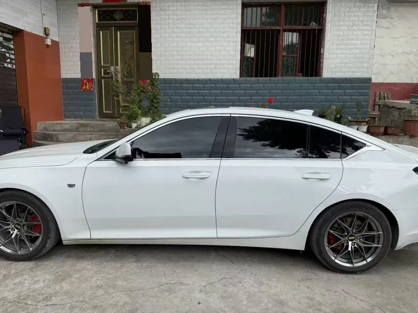 2020 Cadillac CT5 2.0T 241HP L4 10AT,autocango,china used car exporter,china ev exporter,chinese used car exporter,chinese used ev exporter