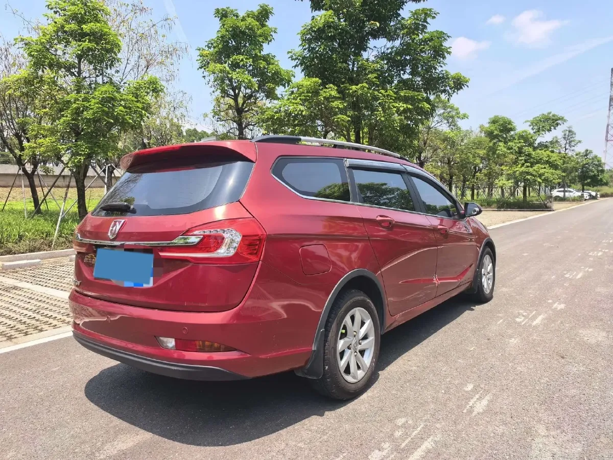 2017 BaoJun 310W 1.5L 112HP L4 6MT,autocango,china used car exporter,china ev exporter,chinese used car exporter,chinese used ev exporter