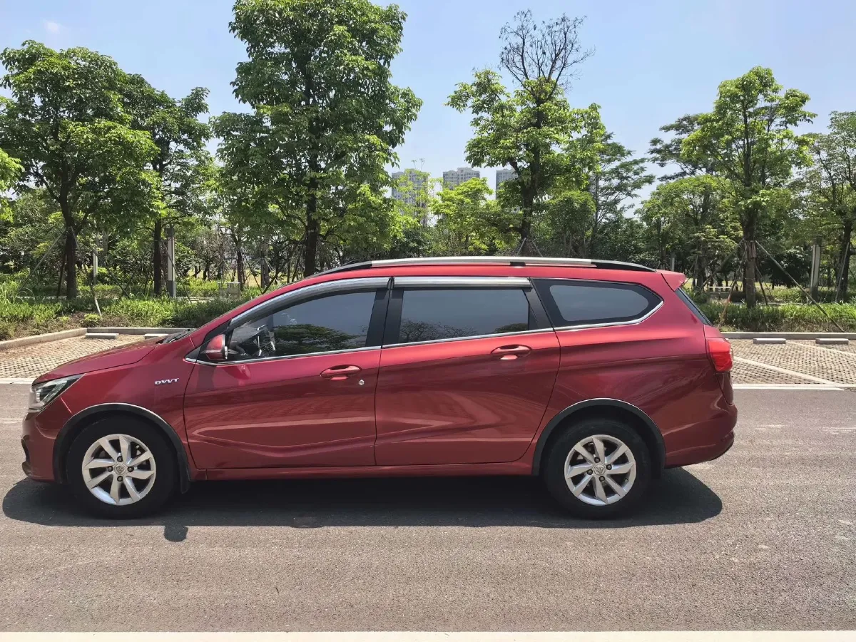 2017 BaoJun 310W 1.5L 112HP L4 6MT,autocango,china used car exporter,china ev exporter,chinese used car exporter,chinese used ev exporter