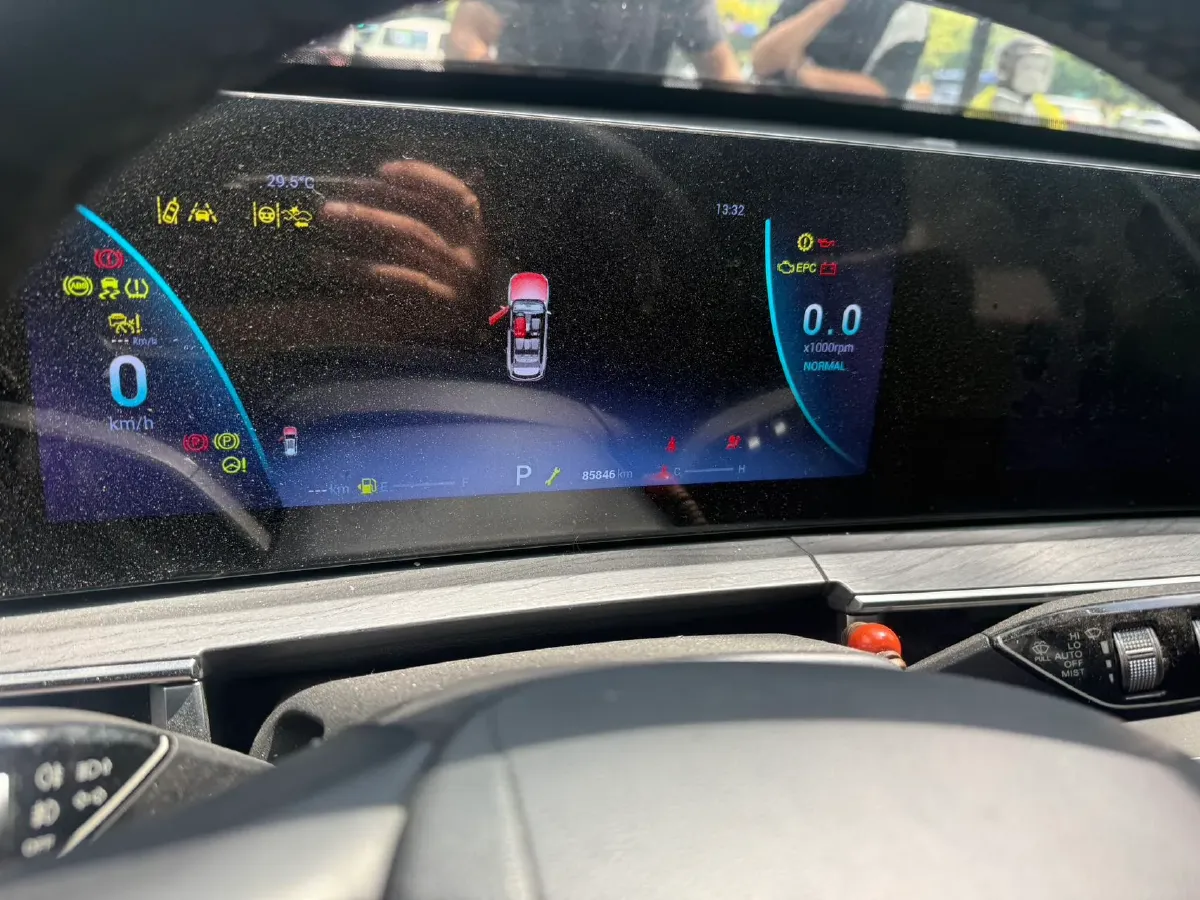 2022 Chery Tiggo 8 PRO 1.6T 197HP L4 7DCT,autocango,china used car exporter,china ev exporter,chinese used car exporter,chinese used ev exporter