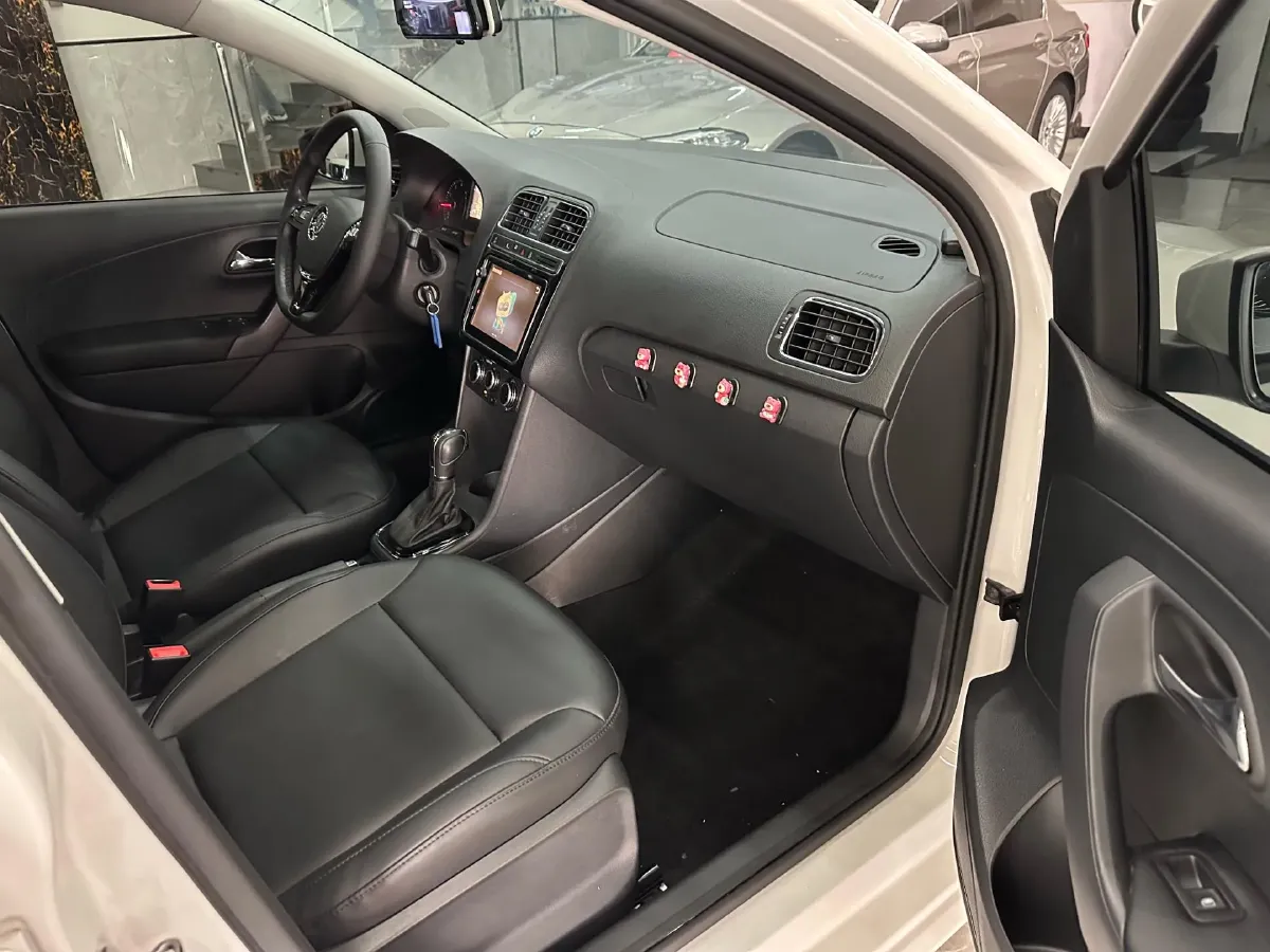 2018 Chery Tiggo 7 1.5T 156HP L4 6DCT,autocango,china used car exporter,china ev exporter,chinese used car exporter,chinese used ev exporter