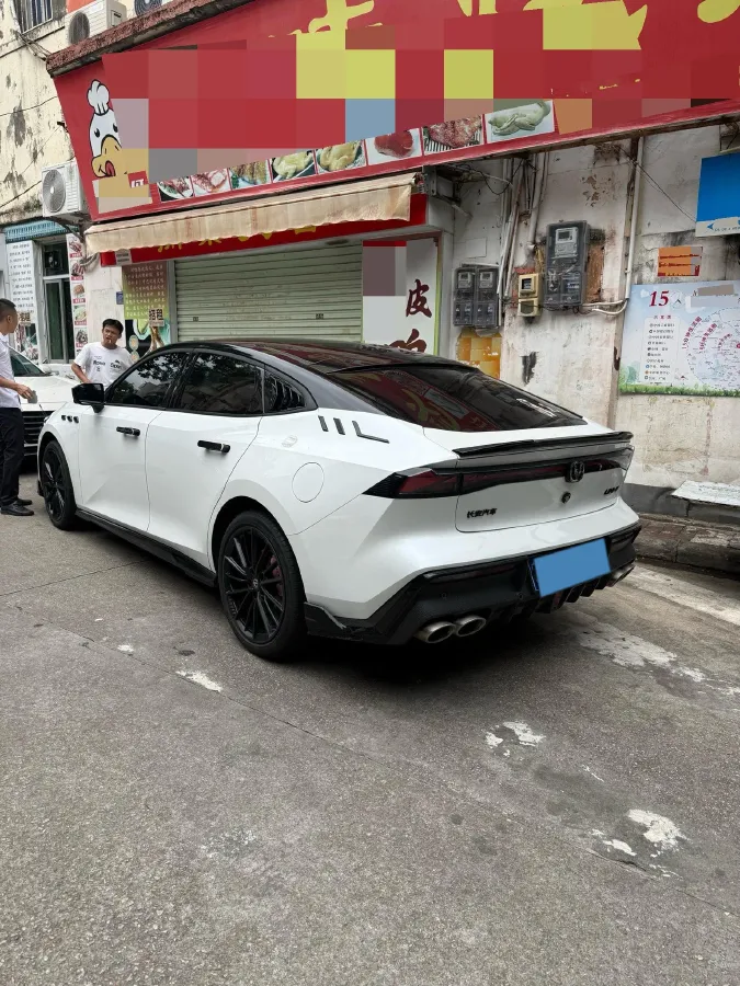 2023 ChangAn UNI-V 2.0T 233HP L4 8AT,autocango,china used car exporter,china ev exporter,chinese used car exporter,chinese used ev exporter