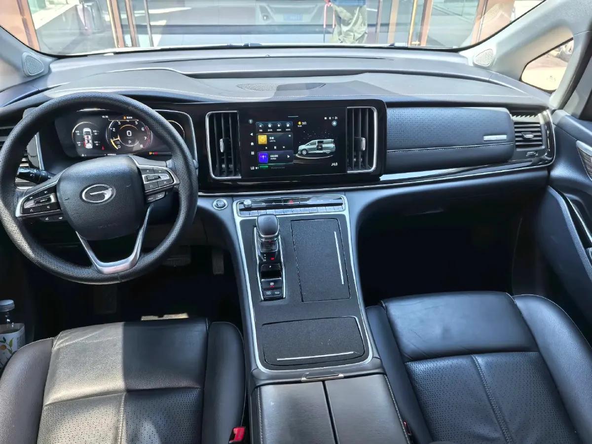 2021 GAC Trumpchi M8 2.0T 252HP L4 8AT,autocango,china used car exporter,china ev exporter,chinese used car exporter,chinese used ev exporter