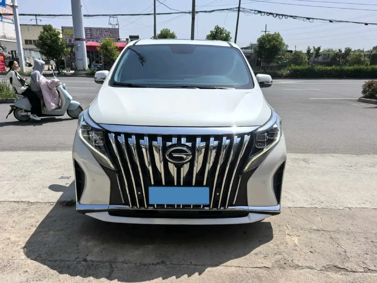 2021 GAC Trumpchi M8 2.0T 252HP L4 8AT,autocango,china used car exporter,china ev exporter,chinese used car exporter,chinese used ev exporter