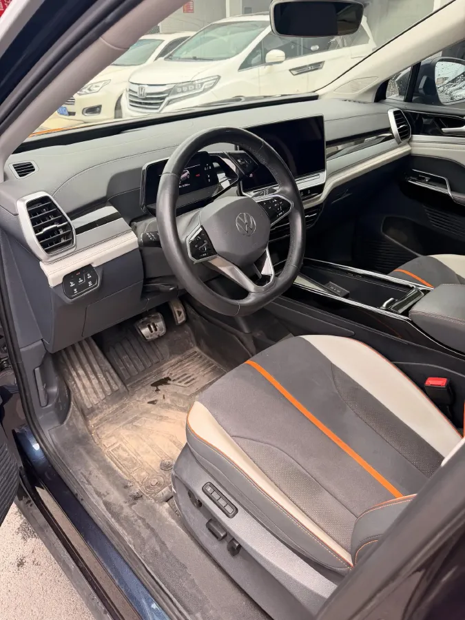 2021 Volkswagen ID.6 Crozz BEV 84.8KWH,autocango,china used car exporter,china ev exporter,chinese used car exporter,chinese used ev exporter