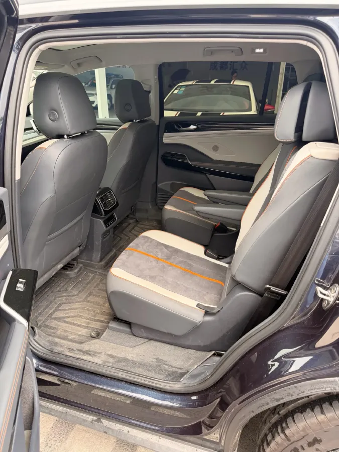 2021 Volkswagen ID.6 Crozz BEV 84.8KWH,autocango,china used car exporter,china ev exporter,chinese used car exporter,chinese used ev exporter