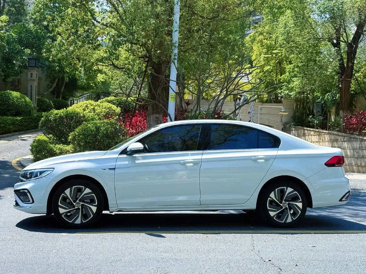 2024 Volkswagen Bora 1.5T 160HP L4 7DCT,autocango,china used car exporter,china ev exporter,chinese used car exporter,chinese used ev exporter
