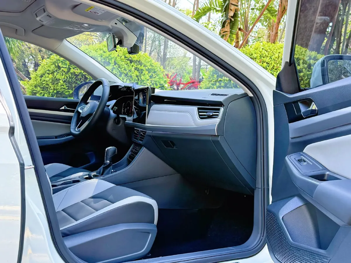 2024 Volkswagen Bora 1.5T 160HP L4 7DCT,autocango,china used car exporter,china ev exporter,chinese used car exporter,chinese used ev exporter