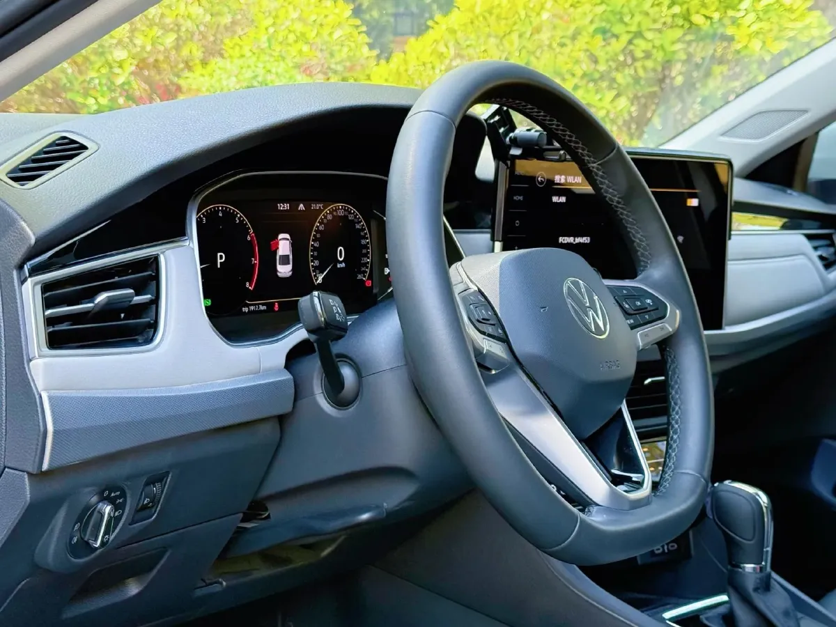2024 Volkswagen Bora 1.5T 160HP L4 7DCT,autocango,china used car exporter,china ev exporter,chinese used car exporter,chinese used ev exporter