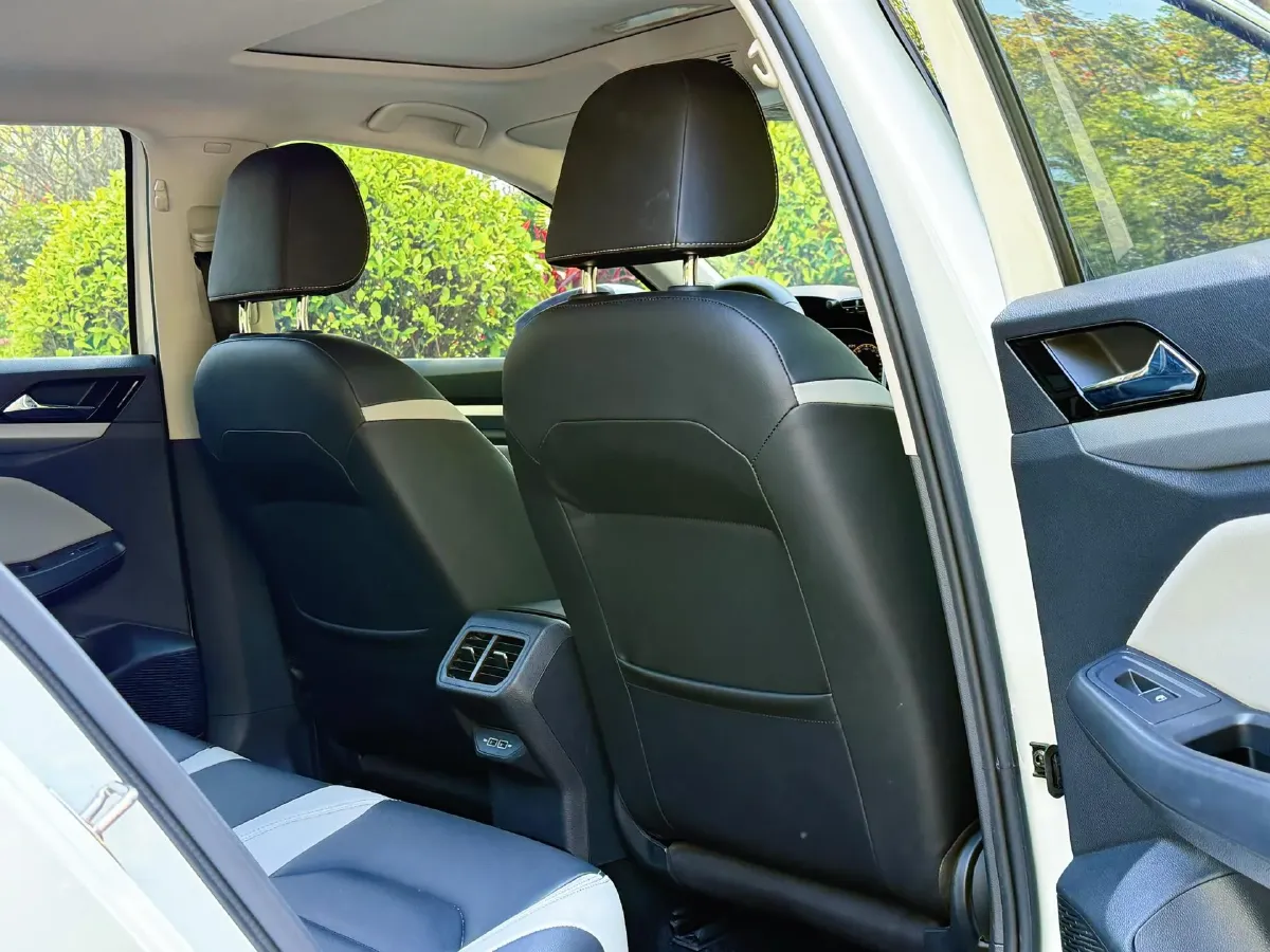 2024 Volkswagen Bora 1.5T 160HP L4 7DCT,autocango,china used car exporter,china ev exporter,chinese used car exporter,chinese used ev exporter