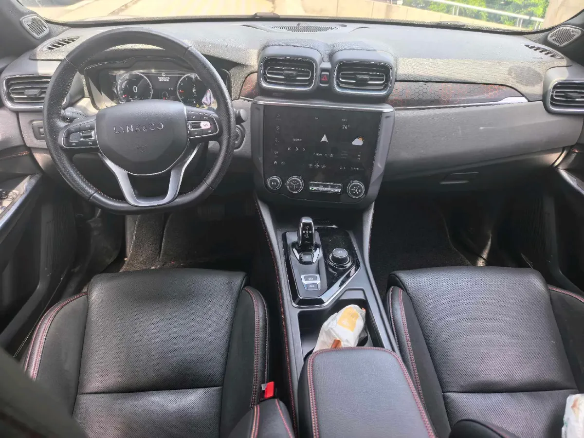 2019 LYNK&CO 01 2.0T 190HP L4 6AT,autocango,china used car exporter,china ev exporter,chinese used car exporter,chinese used ev exporter