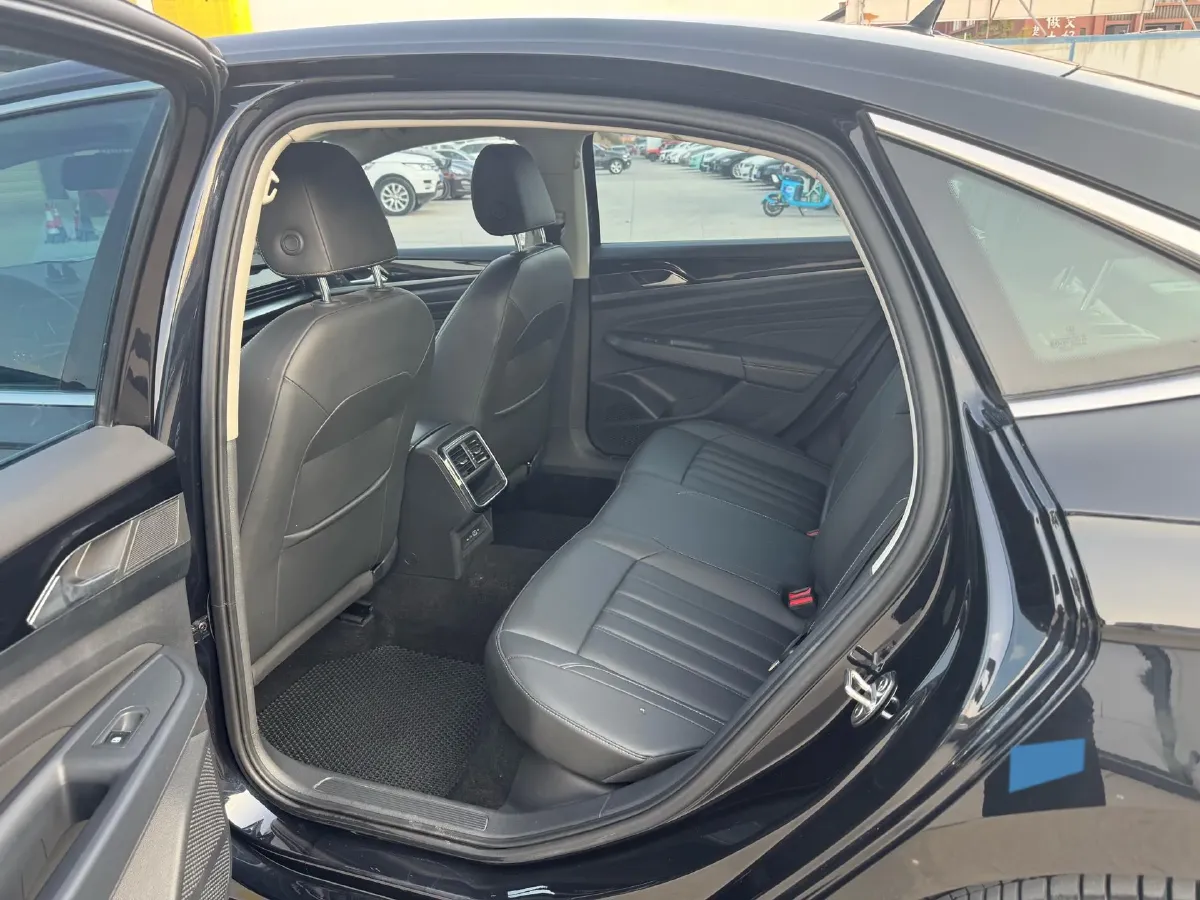 2024 Volkswagen Passat 1.4T 150HP L4 7DCT,autocango,china used car exporter,china ev exporter,chinese used car exporter,chinese used ev exporter