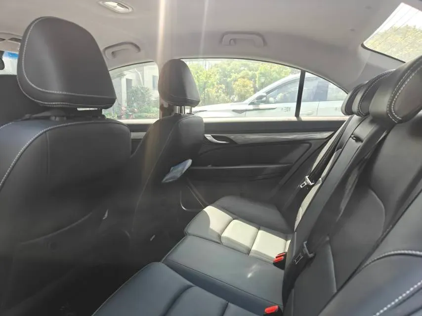 2019 Geely Emgrand 1.5L 109HP L4 CVT,autocango,china used car exporter,china ev exporter,chinese used car exporter,chinese used ev exporter