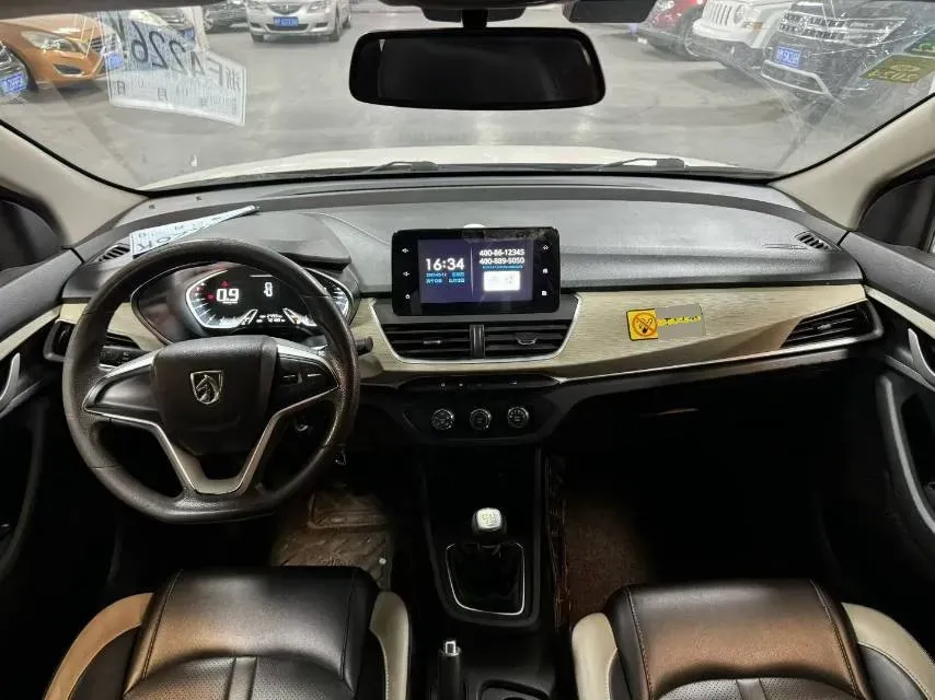 2019 BaoJun 360 1.5L 105HP L4 6MT,autocango,china used car exporter,china ev exporter,chinese used car exporter,chinese used ev exporter
