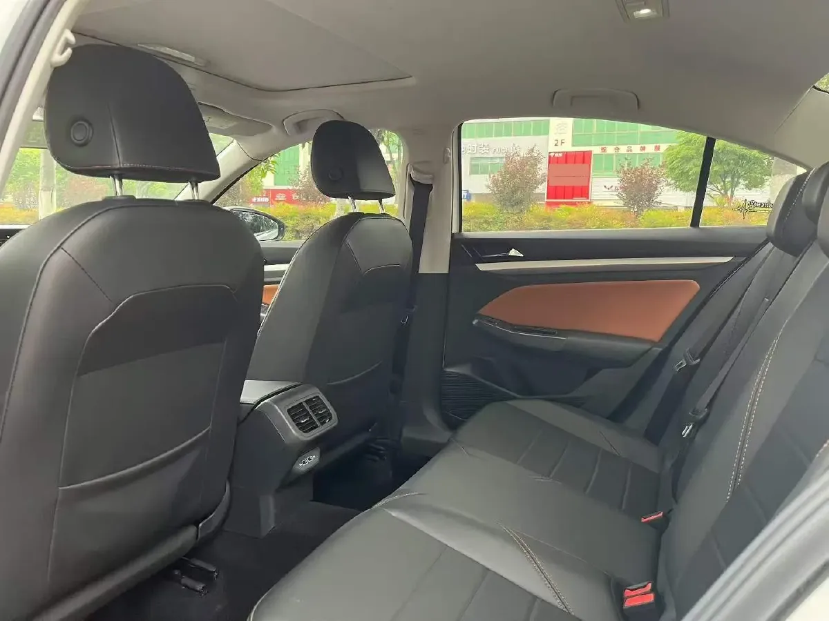 2023 Volkswagen Bora 1.2T 116HP L4 7DCT,autocango,china used car exporter,china ev exporter,chinese used car exporter,chinese used ev exporter