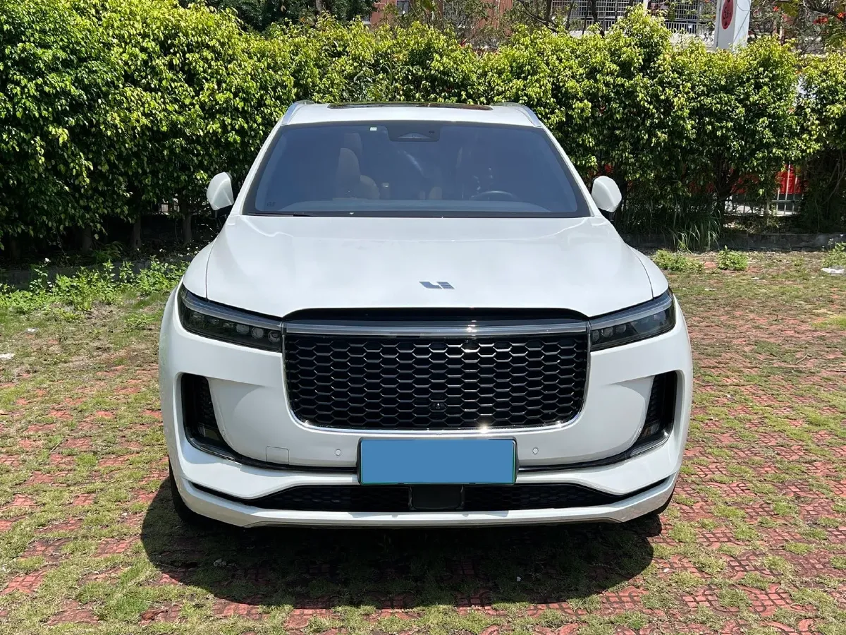 2021 Li ONE Range Extended 131HP REEV 40.5KWH,autocango,china used car exporter,china ev exporter,chinese used car exporter,chinese used ev exporter